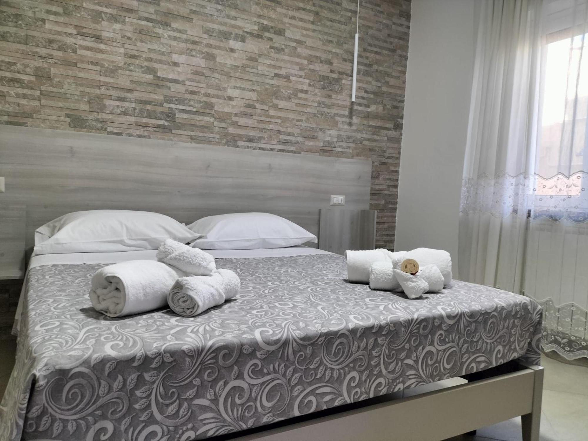 Hera Tropea Rooms Экстерьер фото
